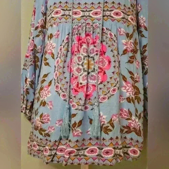 Entro Boho Top With Tassels - Picture 5 of 10